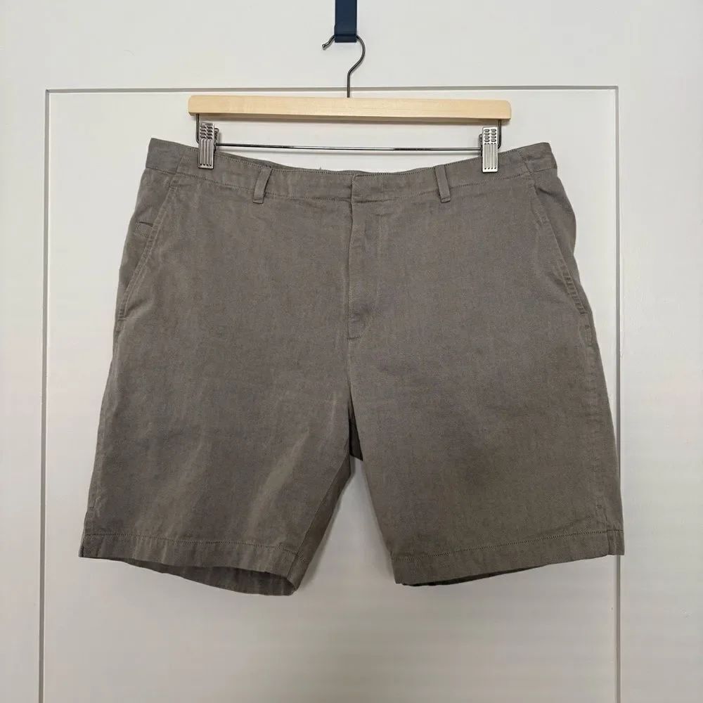 Theory Shorts 7.5'' Mens Size 36 Gray Chino 100% Cotton Golf Preppy Academia